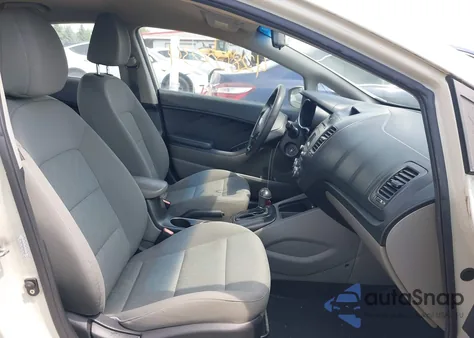 2014 Kia Forte Lx z USA, uszkodzony, nr VIN KNAFK4A65E5103646